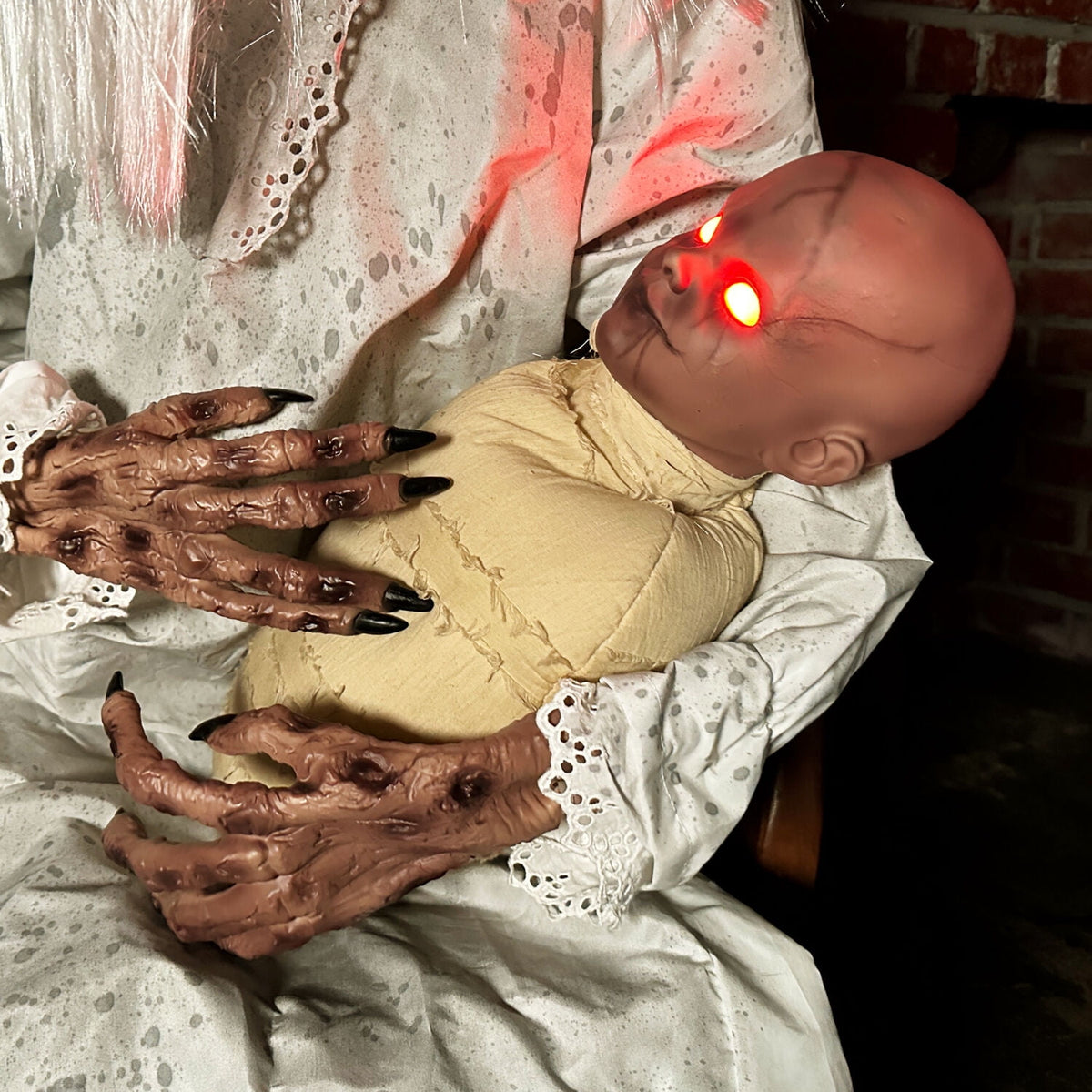 Haunt & Co 2.9 ft Animatronic Gravely Granny by Tekky with Motion-Activated Sounds