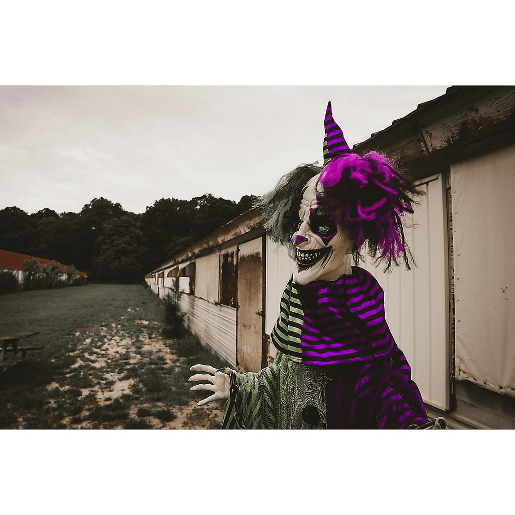 Haunt & Co Fun Express Animated Standing Scary Clown
