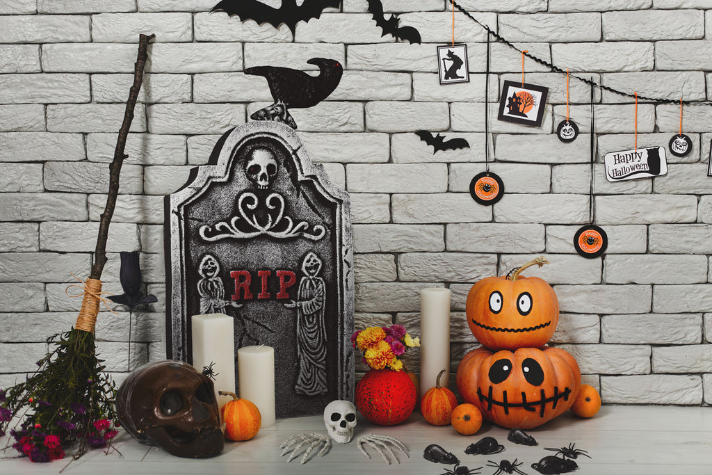 Haunt & Co Nifti Nest 26 Pcs Graveyard Tombstones, Home Outdoor Party Favors