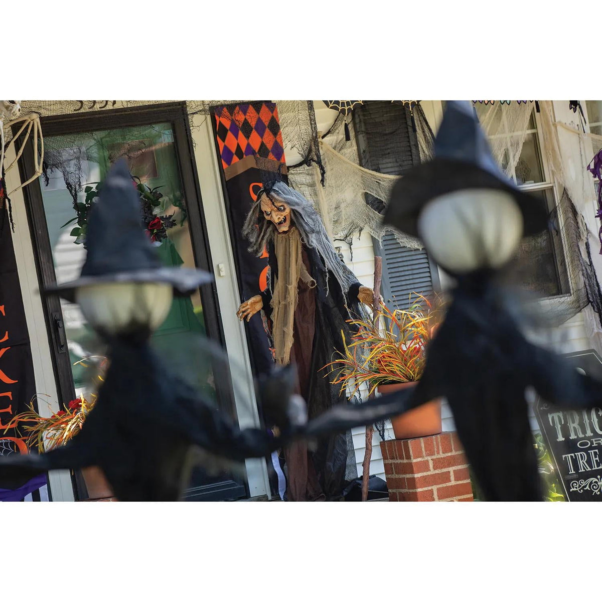 Haunt & Co Fun Express 5-Foot Animated Standing Witch Creepy
