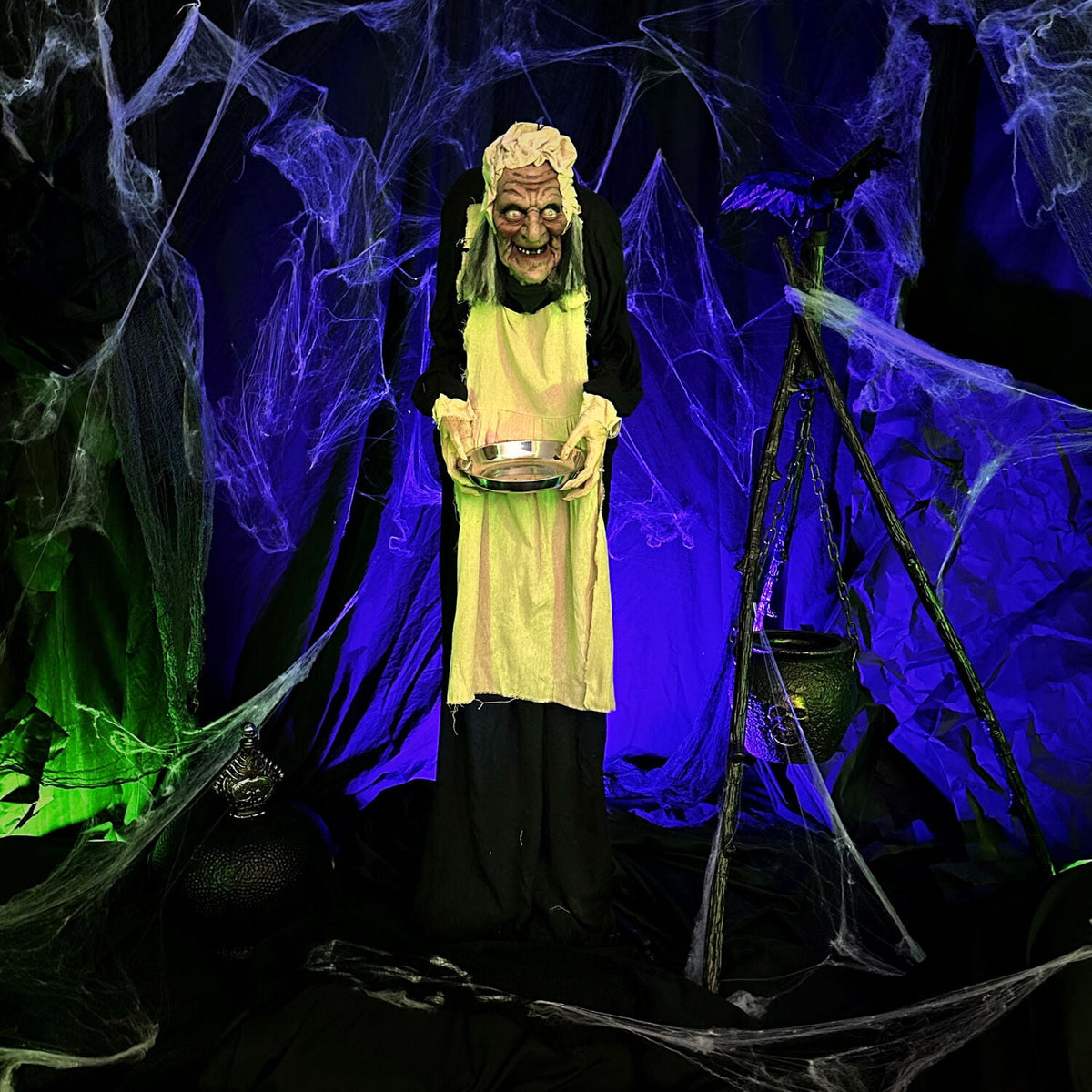 Haunt & Co 5 ft Life-Size Animatronic Indoor/Covered Outdoor Zombie Maid