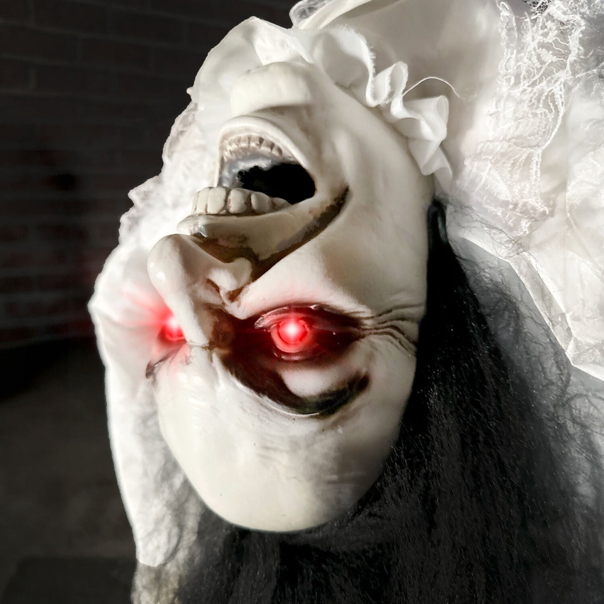 Haunt & Co Lifesize 35" Animatronic Possessed Woman with Lights and Sound