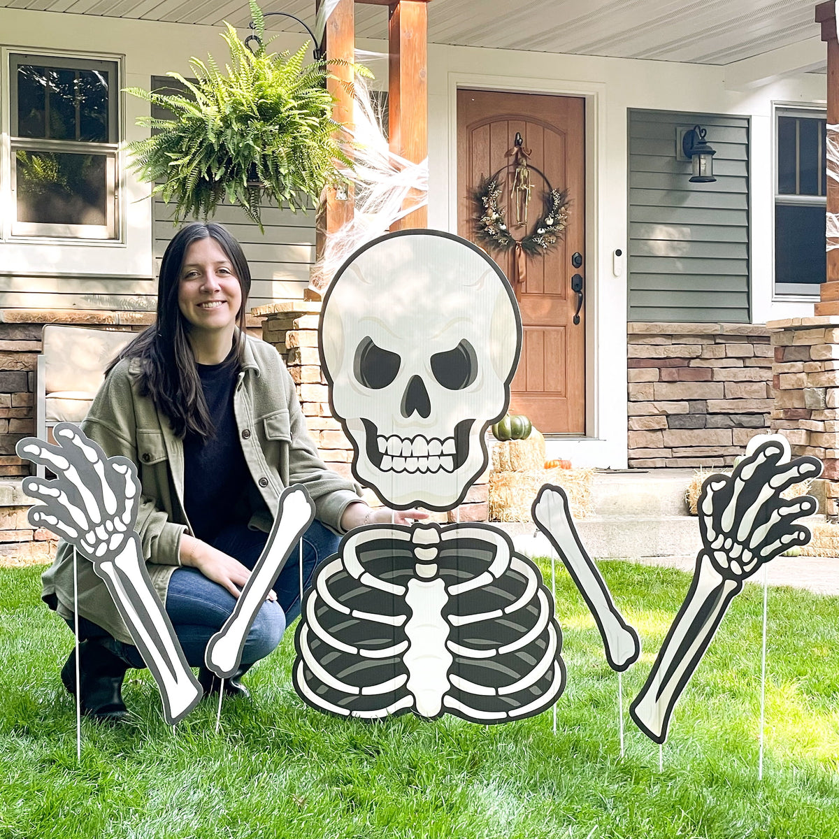 Haunt & Co Big Dot of Happiness Scary Skeleton - Big Skeleton Yard Sign Outdoor Lawn Decorations - Halloween Party Yard Signs