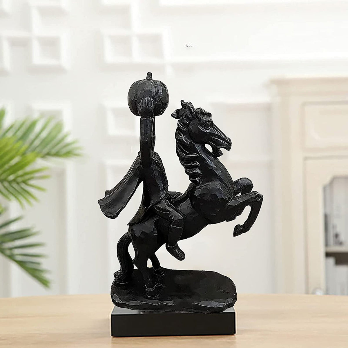Haunt & Co Desktop Ornament Headless Horseman Resin Statue for Halloween Home Display, 22x12x9 cm, Black
